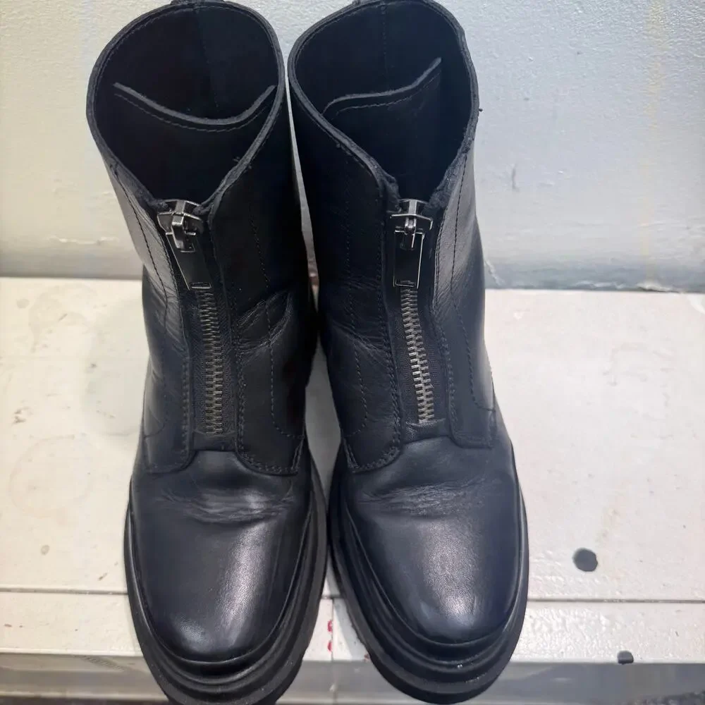 Thursday Boot Company 8 Ryder Platform Boots Black Leather Zip Goth
